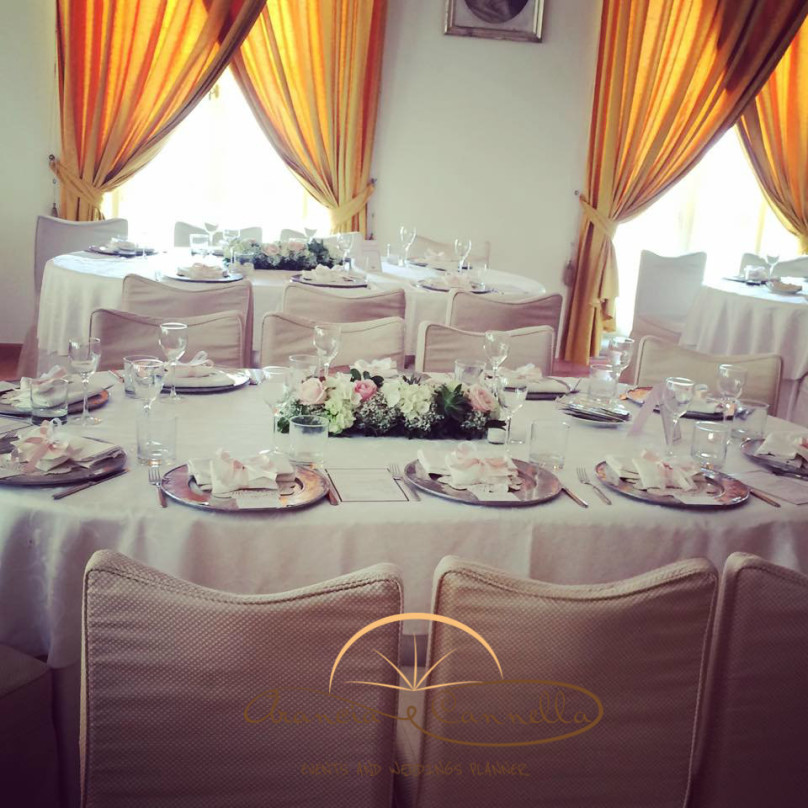 Elegantissima mise en place.